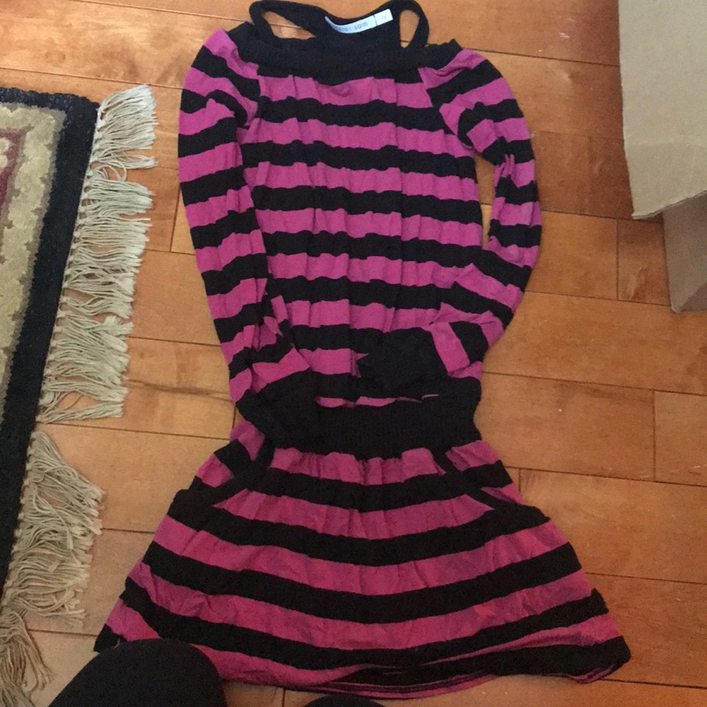 Black and pink stripped dress real pockets